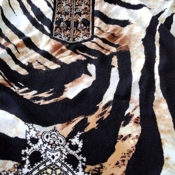 JM Collection Ladies Animal print top - Picture 9 of 9